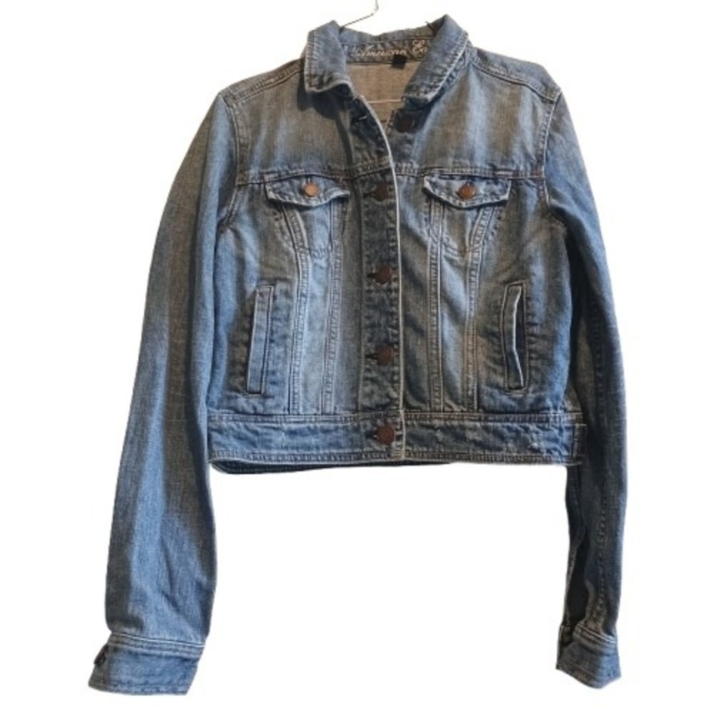 American Eagle Outfitters Women's Denim Jacket Medium Wash Cropped‎ Classic Fit